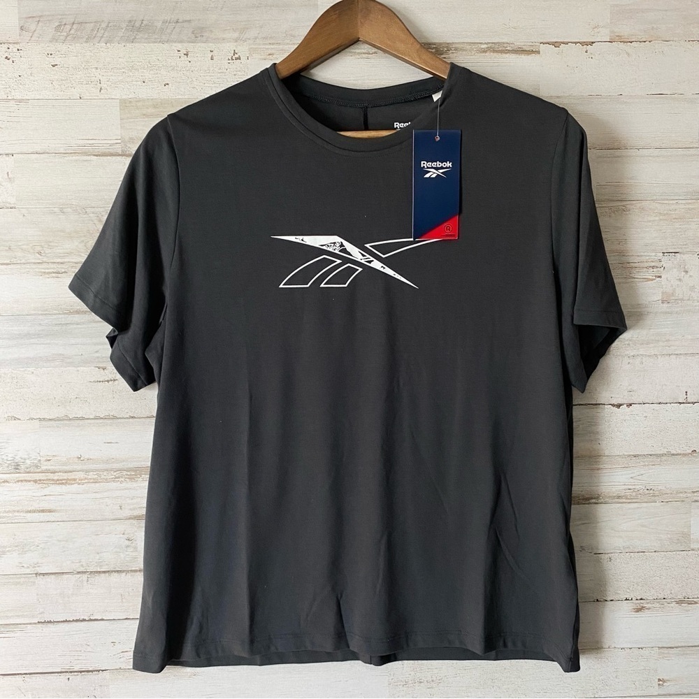 NWT Reebok Short Sleeve Top 1x